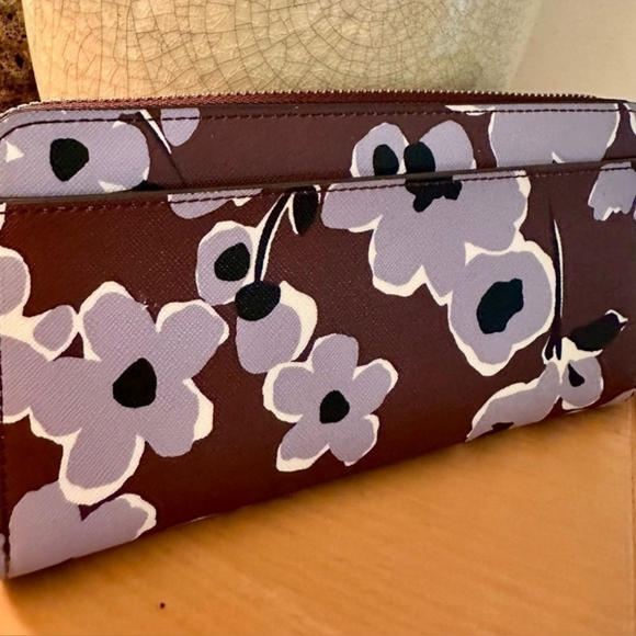 COPY - KATE SPADE New York Large wallet wildflower Authentic size 7.7" long/ 3.… - Picture 2 of 4